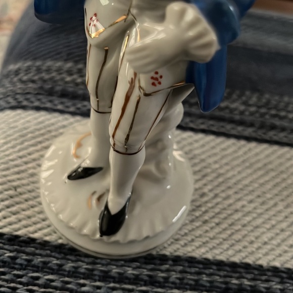 Decorative Figurine 8 inches High - Picture 4 of 14